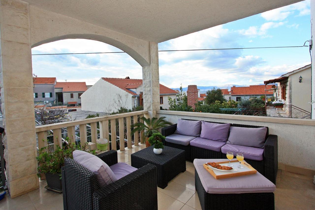 Apartment Petra Supetar Exterior foto